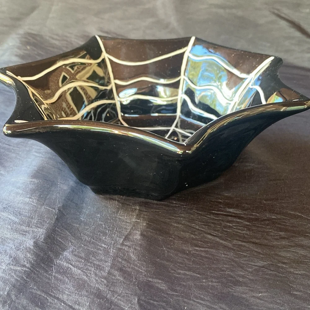Spiderweb Halloween Bowl - Picture 2 of 4